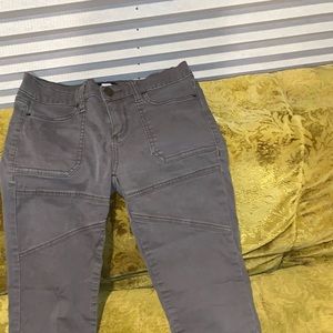 URBAN OUTIFFTERS - BDG~DARK GREEN/BROWN SKINNY JEANS